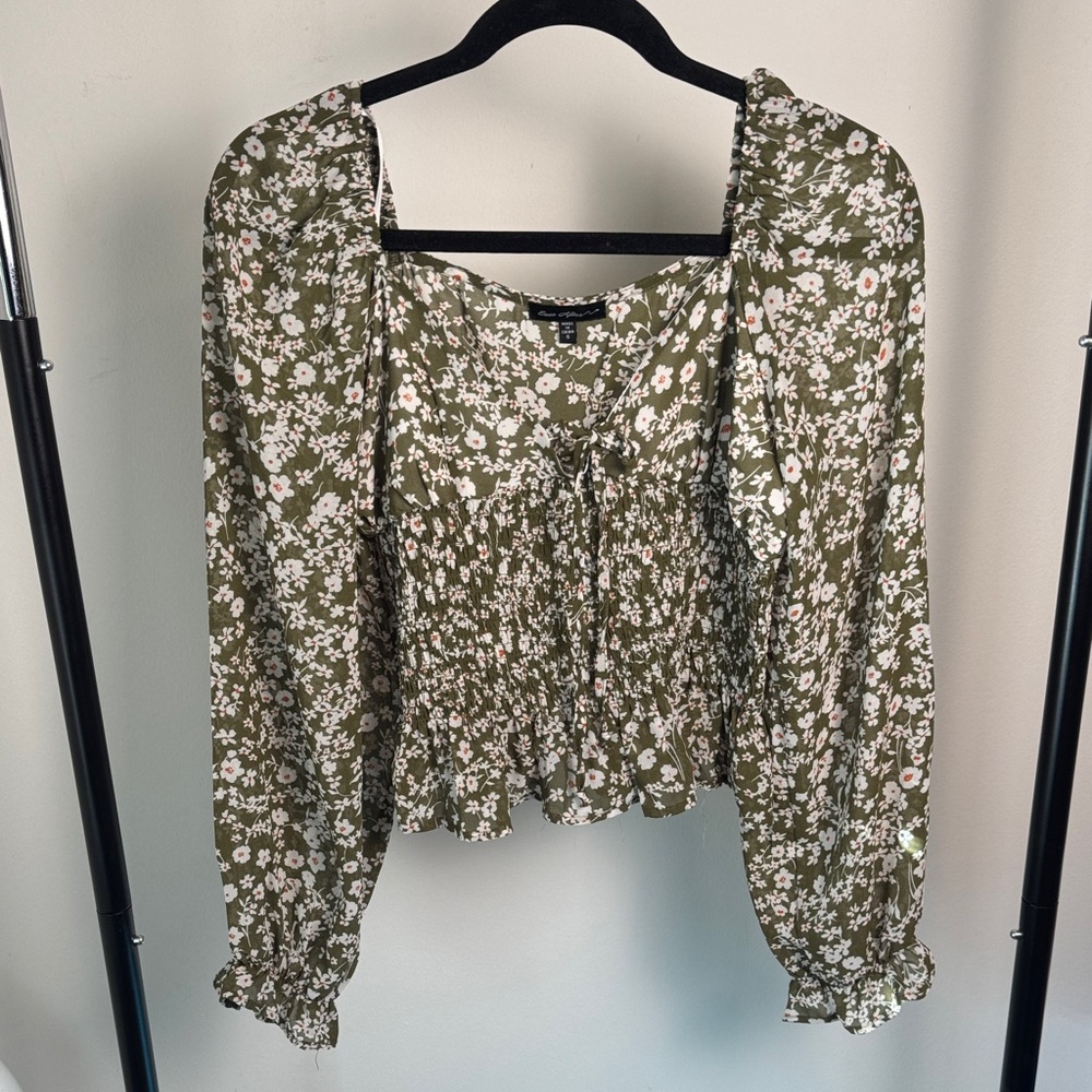 Ever After Green Girly Semi-Sheer Long Sleeve Floral Blouse Size Small